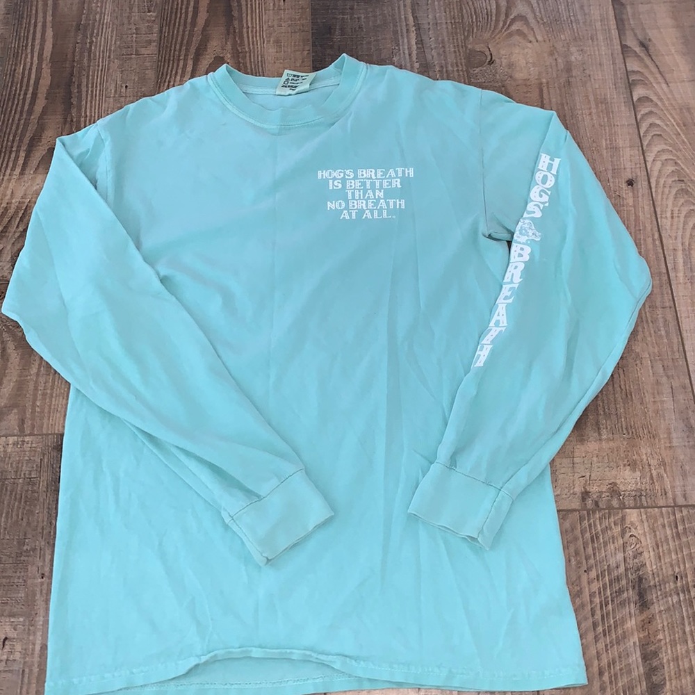 Women’s long sleeve shirt